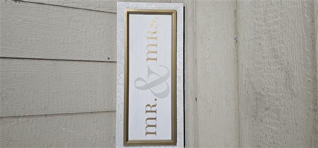 Wedding decor available at Destiny Ranch Events, Bushnell FL — item 9