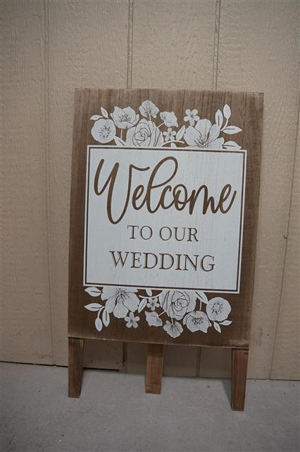 Wedding decor available at Destiny Ranch Events, Bushnell FL — item 52