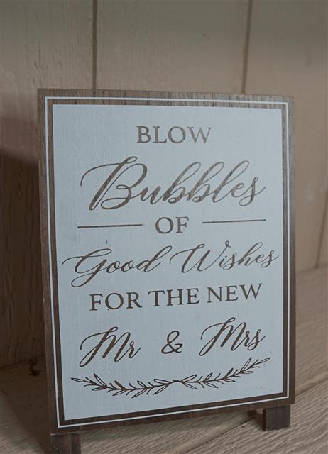 Wedding decor available at Destiny Ranch Events, Bushnell FL — item 63