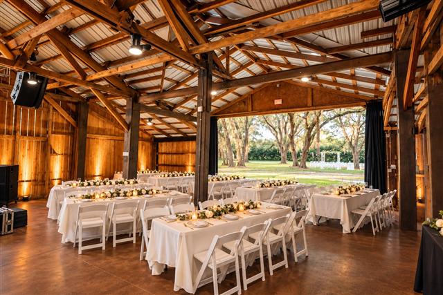 Rustic barn wedding at Destiny Ranch Events in Bushnell, Florida — gallery photo 6