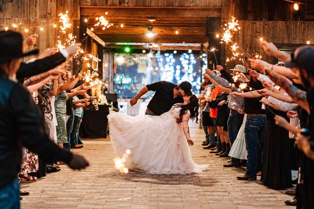 Rustic barn wedding at Destiny Ranch Events in Bushnell, Florida — gallery photo 17