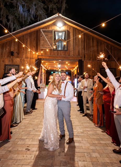 Rustic barn wedding at Destiny Ranch Events in Bushnell, Florida — gallery photo 20